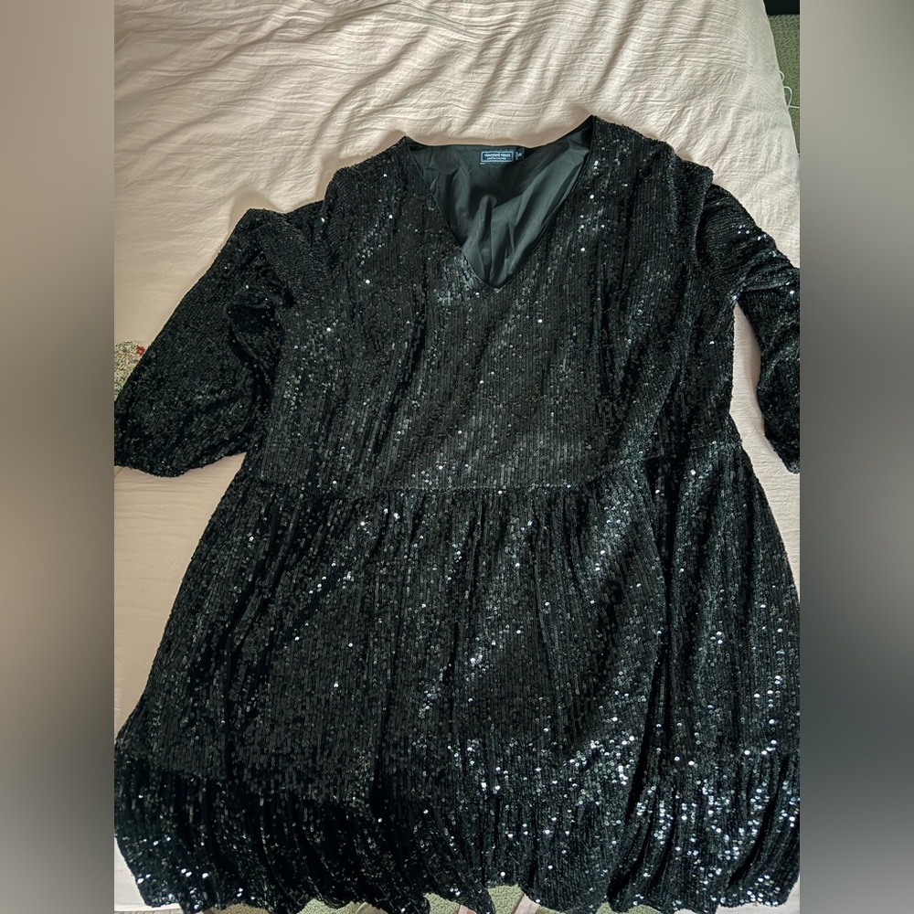 Vineyard Vines Black Sequin Dress